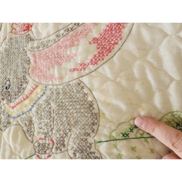 Vintage Cross Stitch Baby Crib Blanket Disney Dumbo The Elephant - Picture 7 of 7